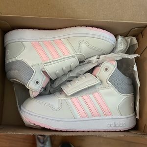 Hoops mid 2.01 white and pink Adidas